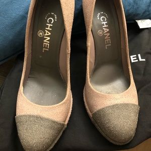Chanel 39 shows pumps pink grey nude 7.5